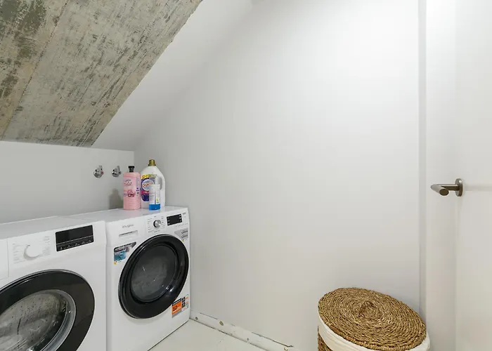 Elegante Y Luminoso En - Apto 4 By