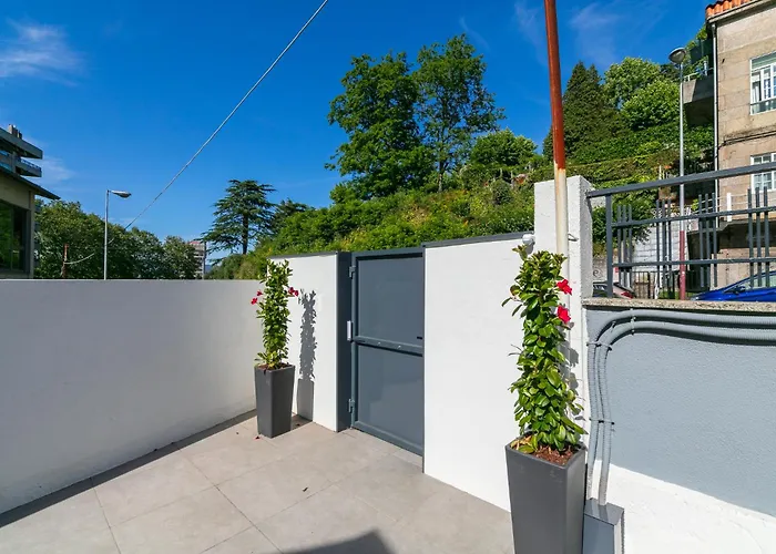 Elegante Y Luminoso En - Apto 4 By Apartman *