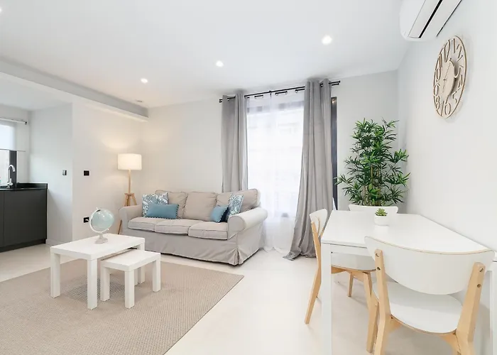 Elegante Y Luminoso En - Apto 4 By * Vigo